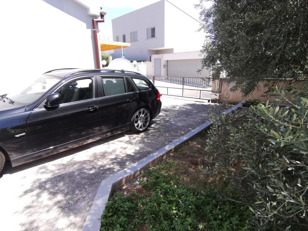 Apartments Lungomare PUY 외부 사진