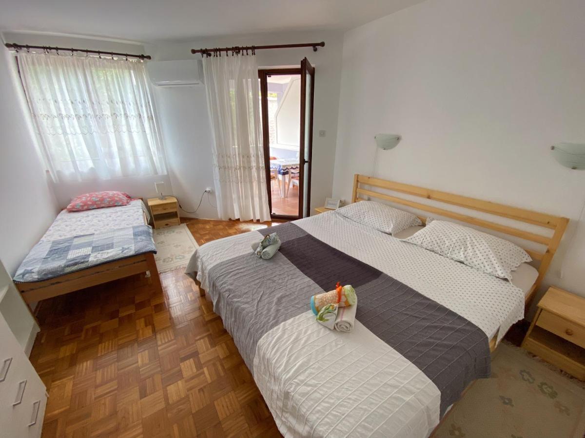 Apartments Lungomare PUY 외부 사진