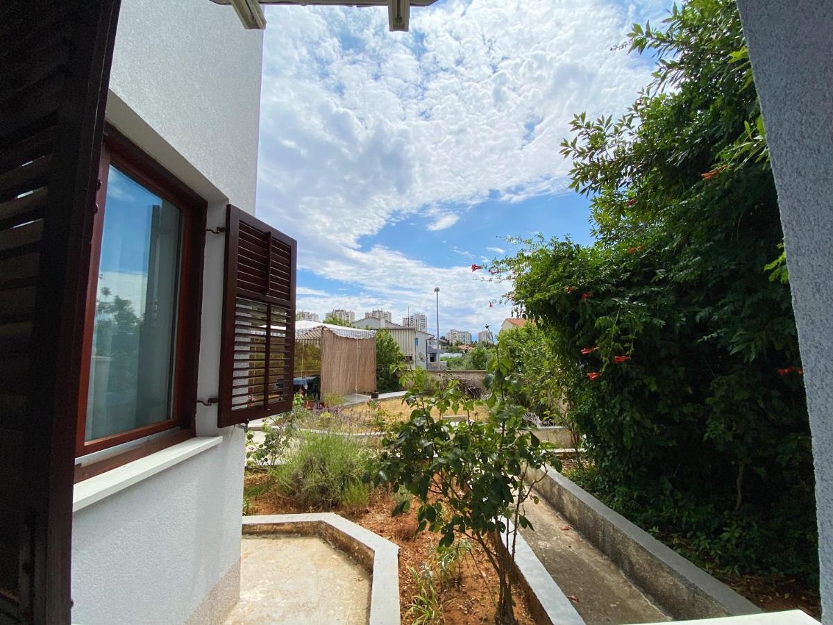 Apartments Lungomare PUY 외부 사진